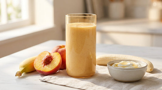 Smoothie banane pêche : ton allié douceur pour une journée pleine d'énergie