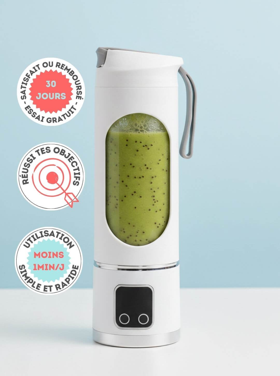Le mixeur portable Mixtoo blanc préparant un smoothie vert en moins d'une minute, idéal pour une alimentation saine et rapide.